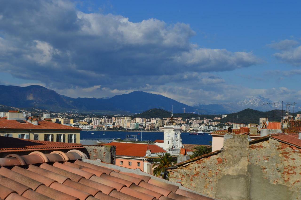 Loft Avec Terrasse Centre Historique * Ajaccio (Corsica)