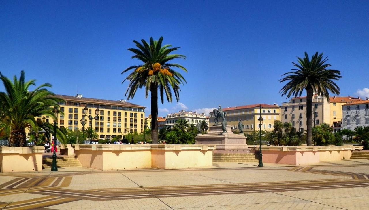 Loft Avec Terrasse Centre Historique Apartment Ajaccio (Corsica)
